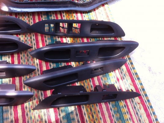 ขายอะไหล่วีออส  นิดหน่อยครับ