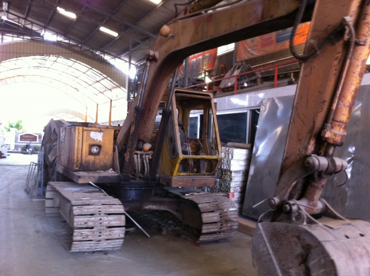 ขายรถแมคโค KOMATSU  PC120-2 ถูกๆด่วนๆเลย ครับ