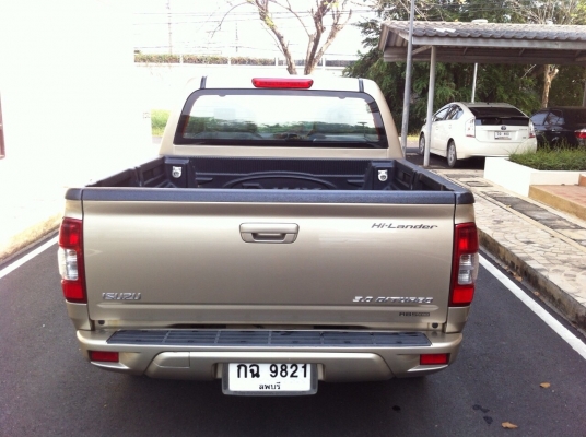 ขายisuzu d max hilander 4dr