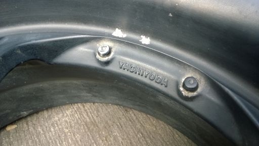 Yachiyoda 18-5-114.3 กว้าง7.5นิ้ว ออฟ+42 สภาพดีไม่มีคดไม่ดุ้ง สีไม่สวย พร้อมยาง 245-45-18 ปี11 Yachiyoda 18-5-114.3 กว้าง7.5นิ้ว ออฟ+42 สภาพดีไม่มีคดไม่ดุ้ง สีไม่สวย พร้อมยาง 245-45-18 ปี11