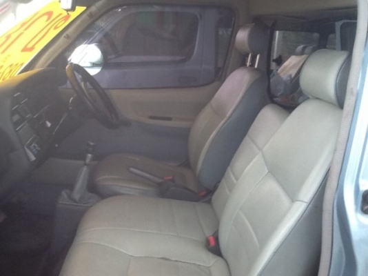 ขายรถตู้  โตโยต้า  Hiace   ปี  1992   พวงมาลัยพาวเวอร์   แต่ง  VIP  ขาย  130000