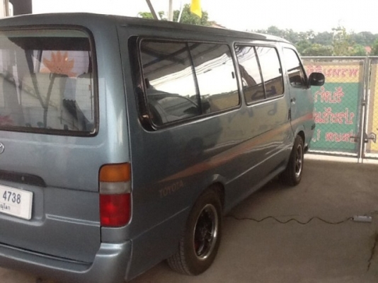 ขายรถตู้  โตโยต้า  Hiace   ปี  1992   พวงมาลัยพาวเวอร์   แต่ง  VIP  ขาย  130000