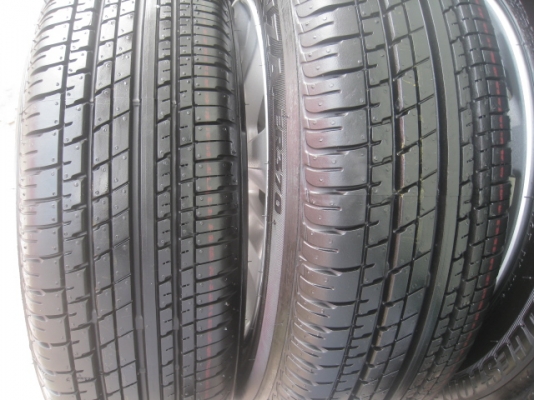 ขายล้อแม็กป้ายแดง Honda city 15"x5.5" et45 4รู100 พร้อมยางผลิตสัปดาห์ที่ 37 ปี13 สนใจติดต่อเล็กคลองสามครับ 081-3747940