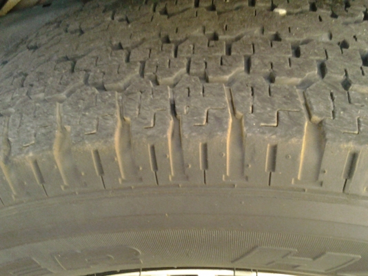 ขายแม็กซ์D-MAX Hilander ขอบ 16" พร้อมยาง บริดสโตน 245/70/16 ปี12สภาพสวยๆ