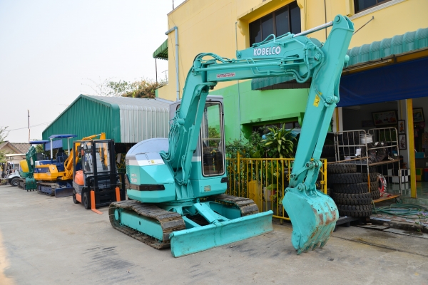 ขาย KOBELCO SK50UR-1 ขาย KOBELCO SK50UR-1