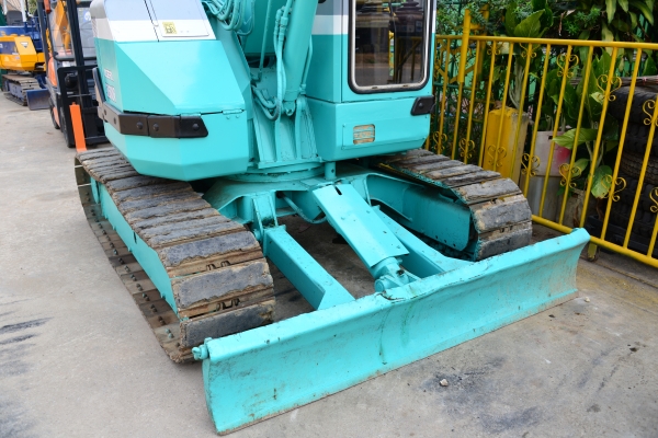 ขาย KOBELCO SK50UR-1