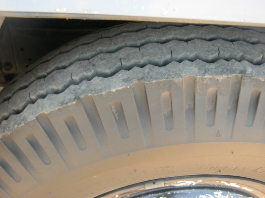 ต้องการด่วน อีซูซุ 6ล้อเล็ก 345000 -ลดกันไปเลย - ทะเบียนเต็ม-ป้ายเล็กเครื่องยนต์คอมมอนเรลแอร์เย็นระบบไฟฟ้าเพาเวอร์ ถุงลมนิรภัย ภายในสวย