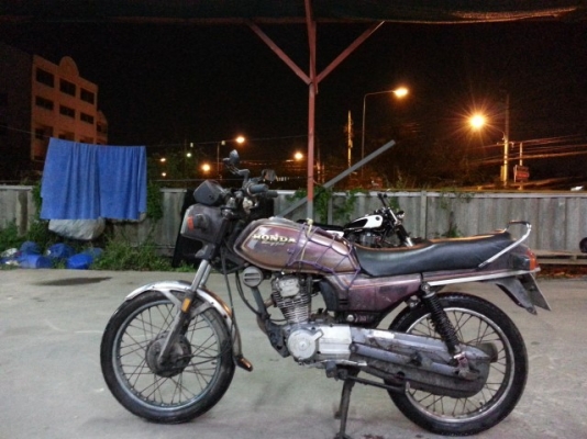 ขาย ฮอนด้า วิง 125 CDI รถสภาพเดิมแห้งแต่เครื่องดีนะคับควันไม่ขาวทะเบียนพร้อมโอนภาษีไม่ขาดต่อ