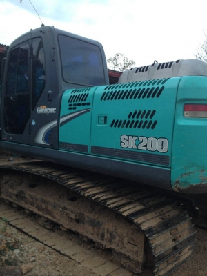 ฝากขายรถแม็คโคร kobelco sk200-8super