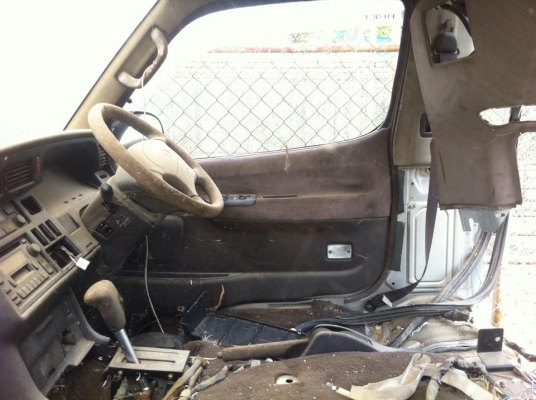 ขายหัวรถตู้ Toyota Hiace จรวด สนใจติดต่อได้ครับ 082-0319871