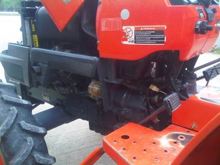 ขายรถไถ Kubota L 2808 (4WD)พร้อมผานหลัง พร้อมใช้งาน สีเดิมๆ