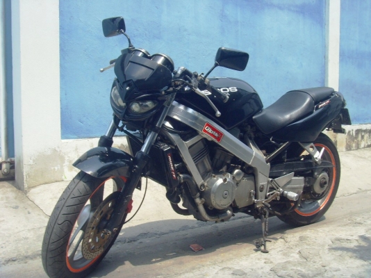 ขาย Honda bros400cc. แต่งนิสหน่อย  เครื่องโคตรดี 23900
