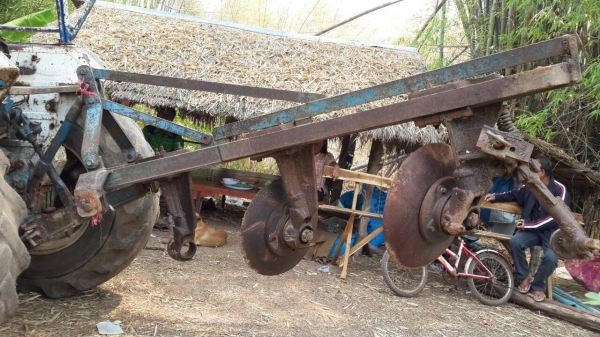 FORD 6600 เครื่อง T5 เล่มทะเบียน หาง3 ดันหน้า FORD 6600 เครื่อง T5 เล่มทะเบียน หาง3 ดันหน้า