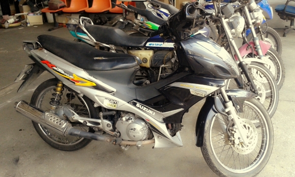 ขายยกฝูง ขายยกฝูง