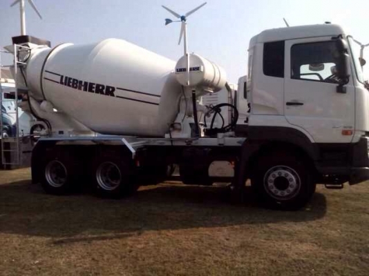 ขายรถใหม่ 10ล้อ UD Quuester 370 แรง ป้ายใหม่