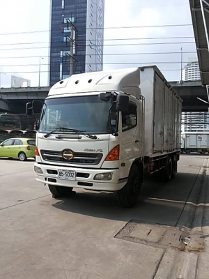 ขาย รถบรรทุกสิบล้อ HINO MEGA FL 212 แรงม้า 3 เพลา 10 ล้อ ยาว 6.20 เมตร จดทะเบียนปี 2548 สภาพสวย สนใจ