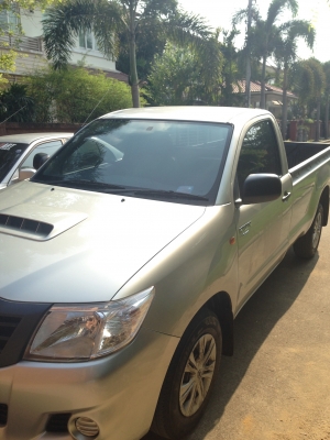 ขายดาวน์รถกะบะตอนเดียว Toyota Hilux Vigo 2.5 ปี2013