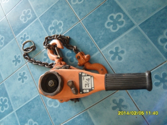 รอกโซ่คันโยก3/4ตันสภาพพร้อมใช้ใช้งานแค่สองครัง