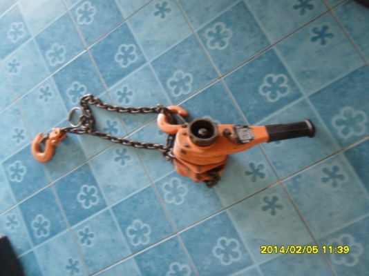 รอกโซ่คันโยก3/4ตันสภาพพร้อมใช้ใช้งานแค่สองครัง