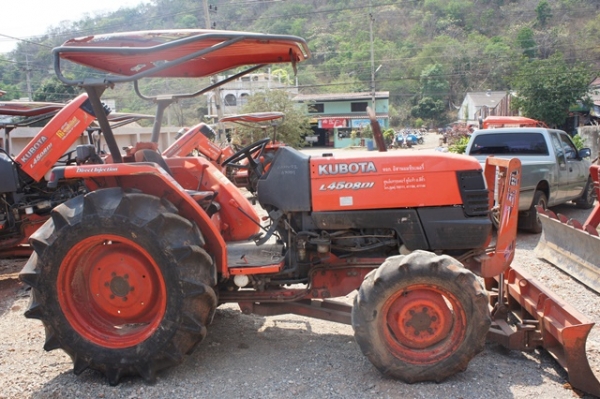 ขายเหมารถแทรกเตอร์3คันรวด