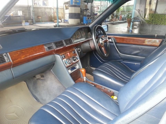 เบนซ์ 220E ขายด่วน 129000 เบนซ์ 220E ขายด่วน 129000