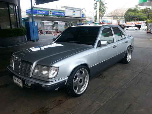 เบนซ์ 220E ขายด่วน 129000 เบนซ์ 220E ขายด่วน 129000