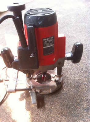 เร้าเตอร์ทำบัว 1/2" maktec Router MT360 อุปกรณ์ครบ