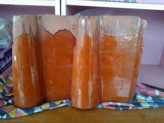 ลดราคา--ขายกะเบื้องเคลือบ หลังคามือสอง สวยๆๆๆ