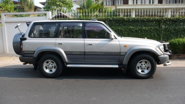 Toyota Land Cruiser VX80 Limited 4.5i ปี'1997