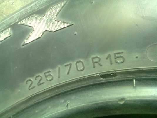 225/70R15 MICHELIN LTX A/T มี 2 เส้น TEL.081-427-3941 225/70R15 MICHELIN LTX A/T มี 2 เส้น TEL.081-427-3941