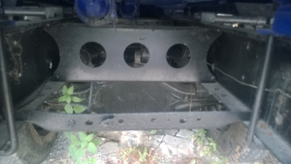 MITSUBISHI FUSO  คุณ สุเทพ จังหวัดศรีษะเกศ มัดจำกลางอากาศแล้วค่ะ