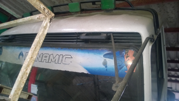 MITSUBISHI FUSO  คุณ สุเทพ จังหวัดศรีษะเกศ มัดจำกลางอากาศแล้วค่ะ