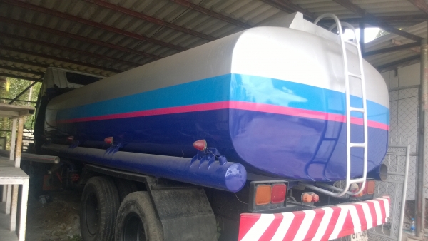 MITSUBISHI FUSO  คุณ สุเทพ จังหวัดศรีษะเกศ มัดจำกลางอากาศแล้วค่ะ