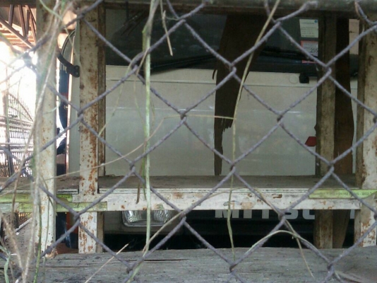 MITSUBISHI FUSO  คุณ สุเทพ จังหวัดศรีษะเกศ มัดจำกลางอากาศแล้วค่ะ