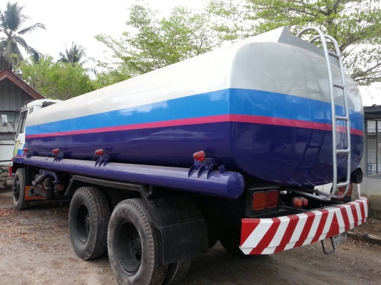 MITSUBISHI FUSO  คุณ สุเทพ จังหวัดศรีษะเกศ มัดจำกลางอากาศแล้วค่ะ