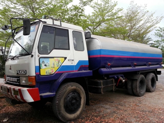 MITSUBISHI FUSO  คุณ สุเทพ จังหวัดศรีษะเกศ มัดจำกลางอากาศแล้วค่ะ