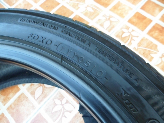 ยาง215/45/18"(4เส้น =4,000บ.)YOKOHAMA.ADVAN.a10