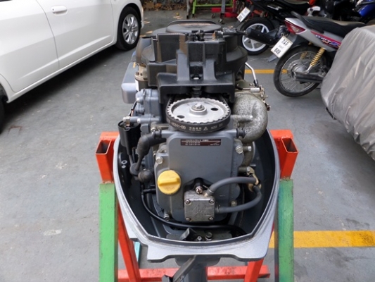 เครื่องเรือ YAMAHA 15 แรง 4 STORKE นำเข้าจากญี่ปุ่น
