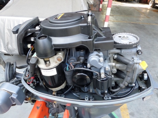 เครื่องเรือ YAMAHA 15 แรง 4 STORKE นำเข้าจากญี่ปุ่น เครื่องเรือ YAMAHA 15 แรง 4 STORKE นำเข้าจากญี่ปุ่น