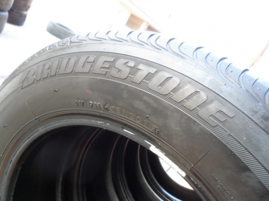 195/65/15(4เส้น2,500.฿)Bridgestone.ER300(ปี11)