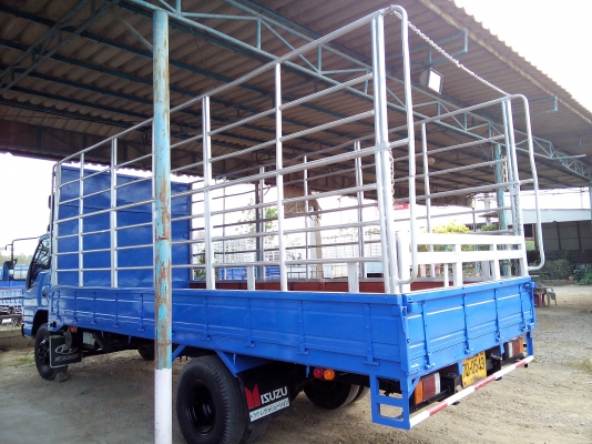 6 ล้อกลาง  ISUZU NQR 120 แรงม้า *ยาว 5.50ม.* รถสวยเดิม+สวยจริง  *รถห้างแท้* คัชซีใหญ่ *