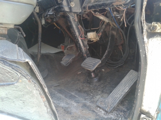 10ล้อ 1เพลา HINO KT925 รั้วไม้ รถเครื่องเดิม สภาพพร้อมใช้ เอกสารพร้อมโอน 087-2976734