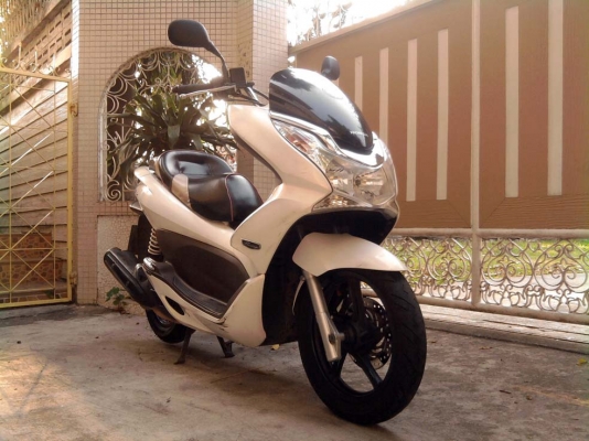ขออนุญาติขาย HONDA PCX125-i สีขาวมุก โอนให้ฟรีครับ