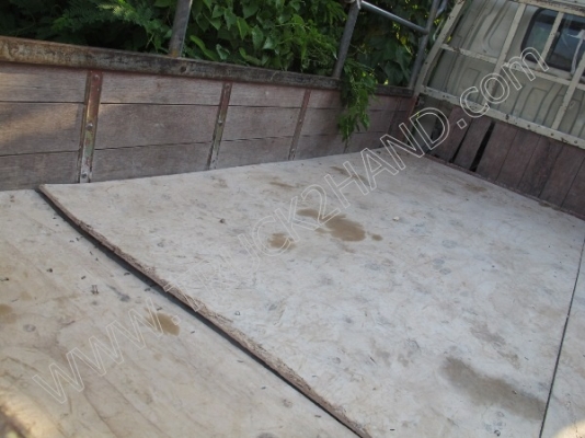 รถบรรทุก 4 ล้อ ยี่ห้อ ISUZU รุ่น NHR รถบรรทุก 4 ล้อ ยี่ห้อ ISUZU รุ่น NHR