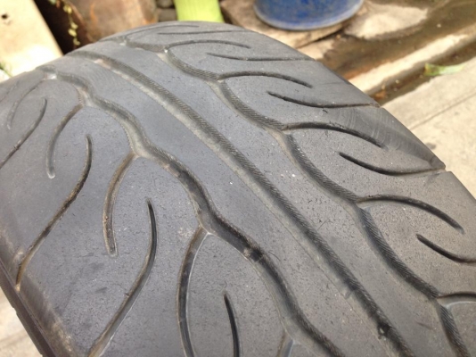 **** ขายยางเทพ AD08 ****