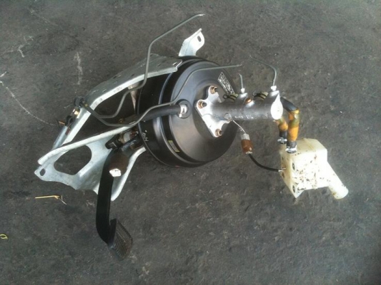 ขาย หม้อลม เบรคออโต้ โตโยต้า หัวจรวจ  สภาพสวยคับ