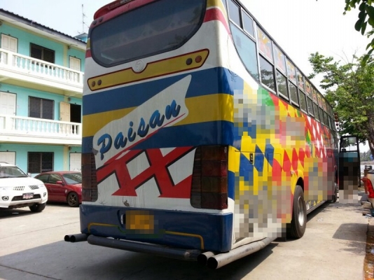 รถอีซูซุ 6 ล้อ ( รถบัส )  260 แรงม้า. ปี 52    สนใจติดต่อ 081 - 6079515