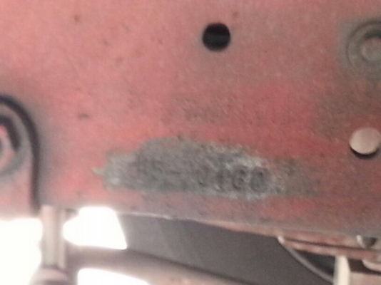 รถอีซูซุ 6 ล้อ ( รถบัส )  260 แรงม้า. ปี 52    สนใจติดต่อ 081 - 6079515