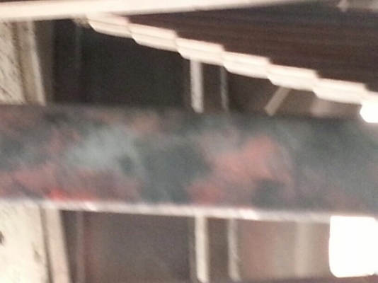 รถอีซูซุ 6 ล้อ ( รถบัส )  260 แรงม้า. ปี 52    สนใจติดต่อ 081 - 6079515