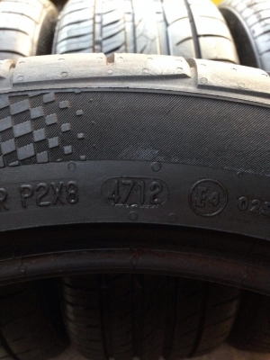 ขายยางป้ายแดง  CONTI 225-45-17 ปลายปี12 ถอดจากรถเบนซ์ ดอก100\%